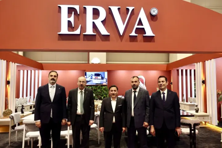 Kayseri'de 5. ANAMOB Mobilya Fuarı Açıldı! Vali Gökmen Çiçek Stantları Ziyaret Etti