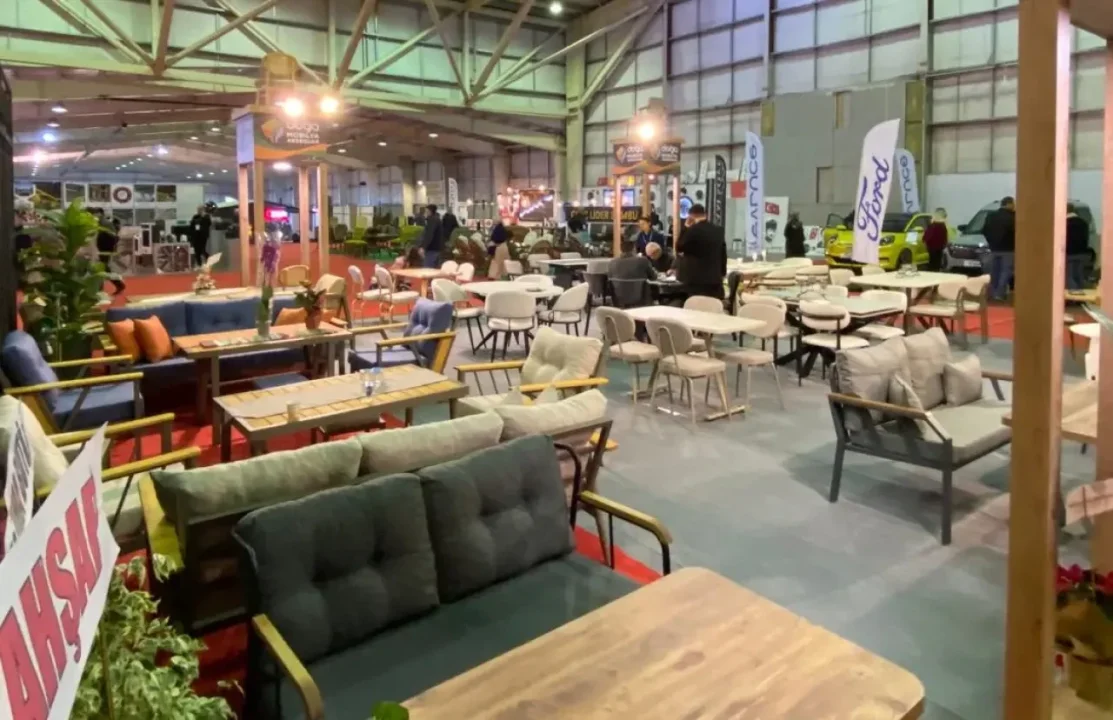 Çorum Mobilya Fuarı Beklentileri Karşılamadı: Ziyaretçi ve Firma Katılımı Hayal Kırıklığı Yarattı